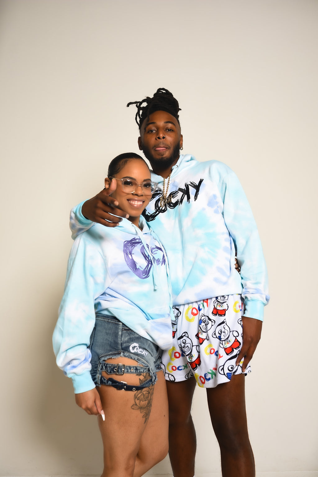 HOODIES (UNISEX)