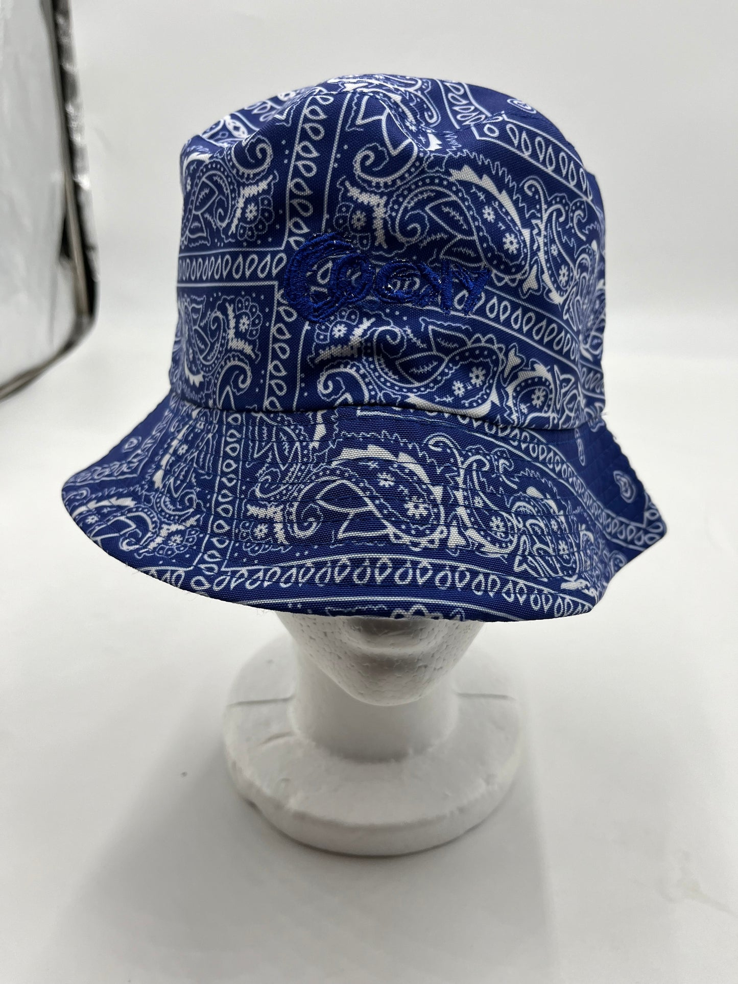 COCKY BUCKET HATS